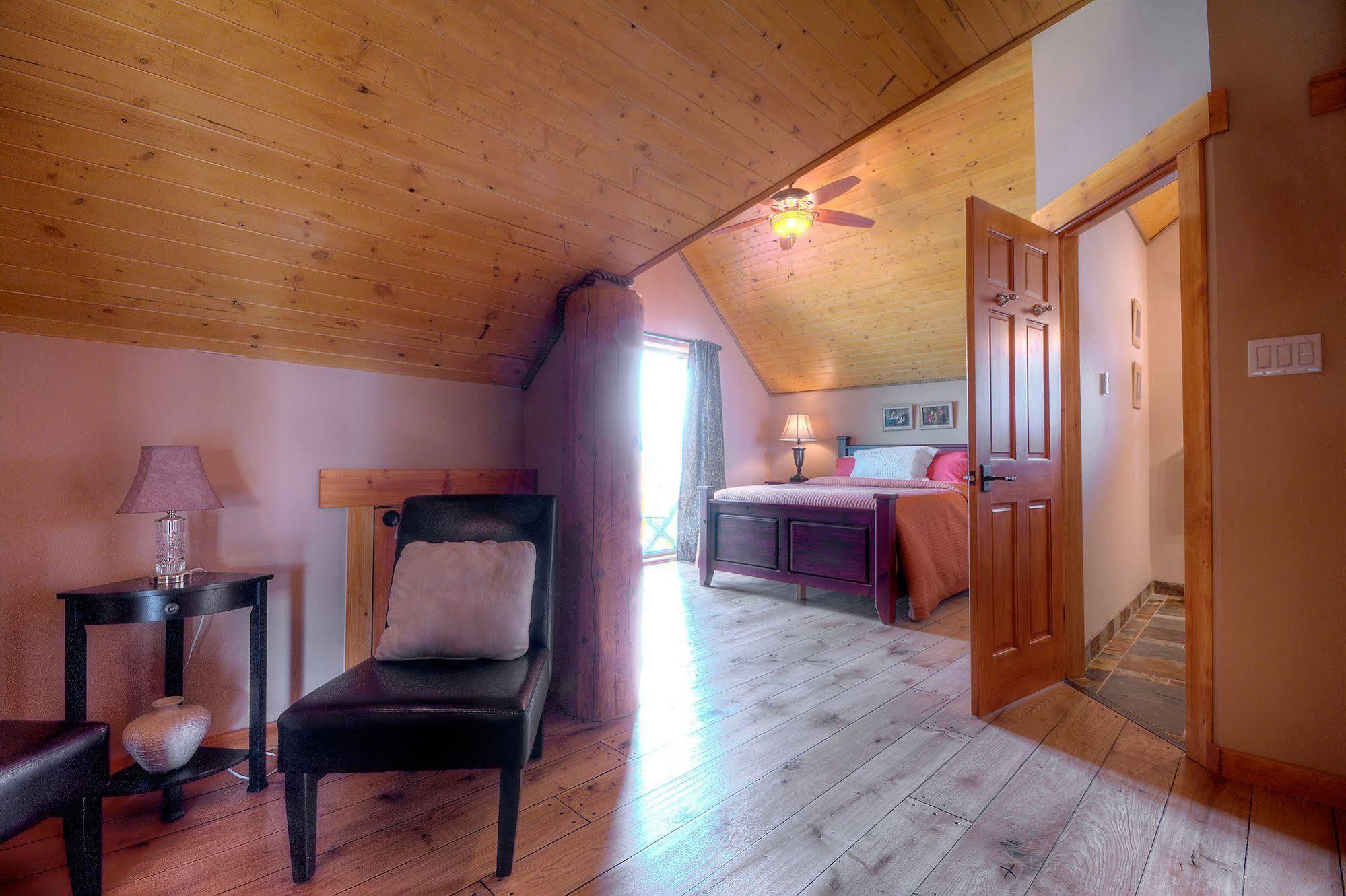 A Okanagan Lakeview Inn Kelowna Luaran gambar